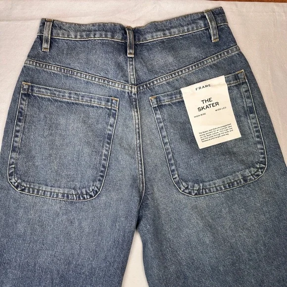 FRAME Skater Wide Leg High Rise Jeans Size 27 Rochester Wash Denim Quiet Luxury - Picture 3 of 9